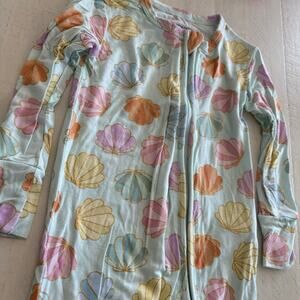 Posh Peanut Clamilla Convertible Sleeper 12-18 months NWOT Seashells Bamboo